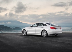 BMW, seria 4, biały, 2014, góry, niebo