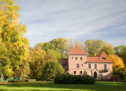Zamek w Oporowie, Wieś Oporów, Polska, Muzeum, Park