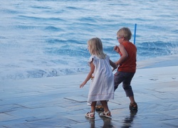 Dzieci, Morze