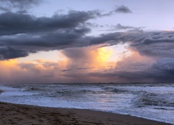 Plaża, Morze, Fale, Ludzie, Chmury, Przebijające, Światło