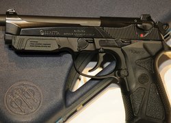 Beretta, 90two