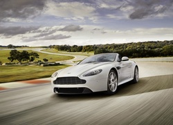 Aston Martin, Virage, Droga