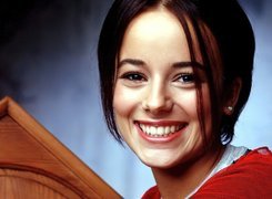 Alizee, ciemne oczy