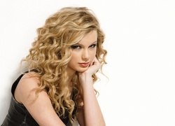 Taylor Swift, Blondynka, Spojrzenie