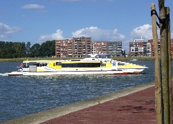 Statek, Waterbus, Pasażerski, Woda, Budynki