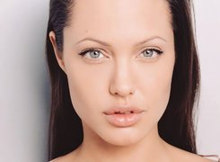 Angelina Jolie, niebieskie oczy