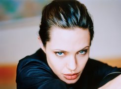 Angelina Jolie, niebieskie oczy