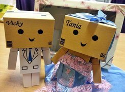 Danbo, Para, Vicky, I Tania