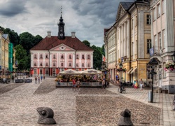 Estonia, Tartu, Kamienice, Ludzie, Rynek