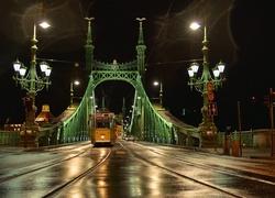 Most, Latarnie, Tramwaj, Noc