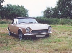 Fiat, światła , dach