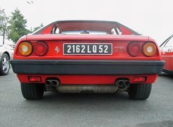 Ferrari,światła , wydech