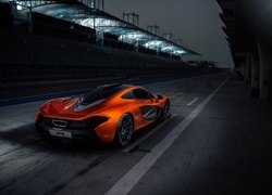 McLaren, P1, Ulica, Oświetlenie