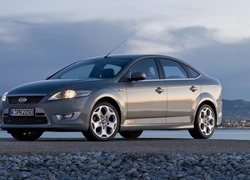 Ford, Mondeo