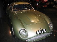 Aston Martin,światła ,przód