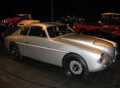 Alfa Romeo,koło , maska