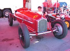Alfa Romeo,koła , przód samochodu