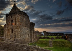 Ruiny, Forteca, Zamek St Andrews, St Andrews Castle, Szkocja, Ciemne, Chmury, Drzewa