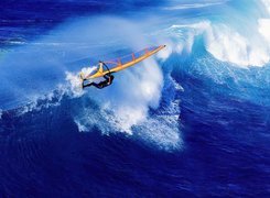 Windsurfing,żółty żagiel