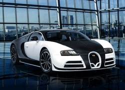 Bugatti Veyron 16.4, Vivere