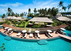 Hotel, Tropiki, Basen