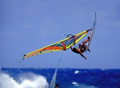 Windsurfing,deska, żagiel , morze