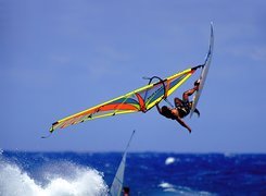 Windsurfing,deska, żagiel , morze