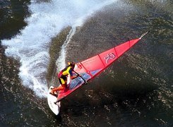Windsurfing,deska, żagiel , morze