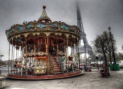 Paryż, Wieża Eiffla, Karuzela