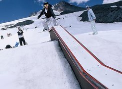 Snowbording,deska ,śnieg, zima , rampa