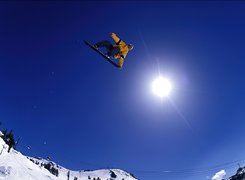 Snowbording, deska, snowboardzista, śnieg,słońce