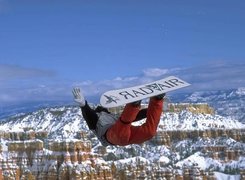 Snowbording,deska, snowboardzista, śnieg