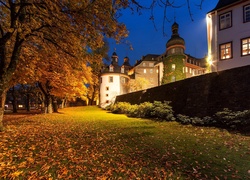 Oświetlony, Zamek Berleburg, Miasto Bad Berleburg, Niemcy, Jesień