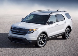 Ford Explorer Sport