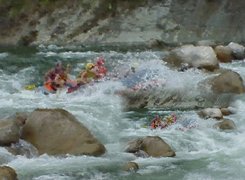 Rafting,spływ, rzeka, wiosła , skały