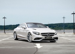 Mercedes-Benz S63 AMG