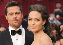 Para, Angelina Jolie, Brad Pitt. Kolczyk, Muszka
