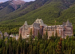 Góry, Fairmont Banff Springs, Hotel, Świerki