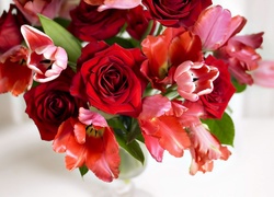 Bukiet róż, Tulipany