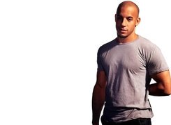 Vin Diesel,szara koszulka