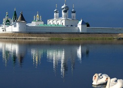 Klasztor, Makary, Niżny, Nowogród, Łabędzie, Jezioro
