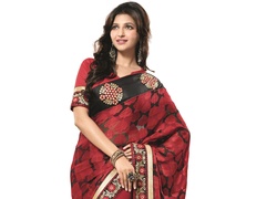 Kobieta, Sari