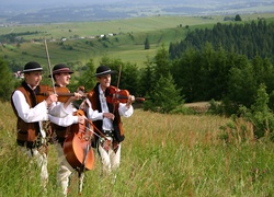 Górale, Mężczyźni, Muzyka, Instrumenty, Góry