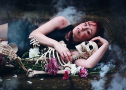 Kobieta, Szkielet, Dym, Kwiaty