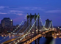 Manhattan Bridge, Drapacze chmur, Oświetlenie, Miasto nocą