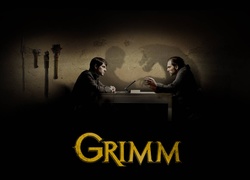 Serial, Grimm, Mężczyźni, Stół