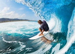 Fale, Surfing