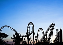 Roller coaster, Wesołe miasteczko