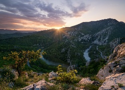 Zachód Słońca, Góry, Rzeka