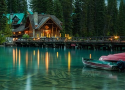 Jezioro, Łódki, Most, Restauracja,  Kanada